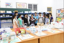 學生手工DIY建筑模型，易加工耗材成為首選